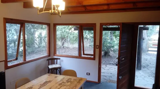 Cabaña En Venta - 2 Dormitorios 2 Baños - 270mts2 - Villa La Angostura  