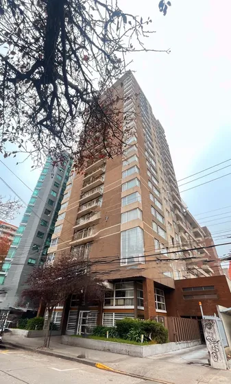 Amoblado, Cercano A Hospital Regional Y Udec, 2 Dormitorio