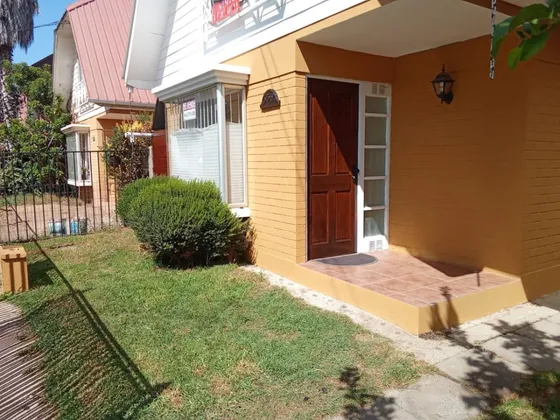 Excelente Casa Remodelada A Pasos Del Metro