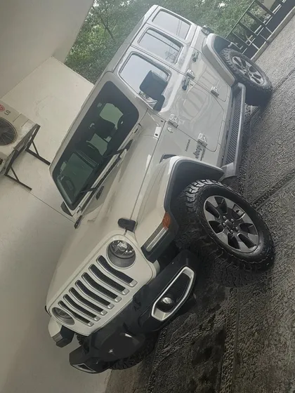 Jeep Wrangler 3.7 Unlimited Sahara 3.6 4x4 At