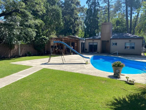 Casa En Venta Tortuguitas 3 Ambientes Con Pileta
