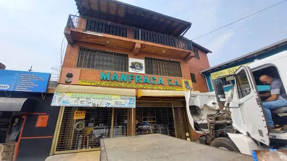 Propiedad Comercial En Terminal De Pasajeros En Venta 