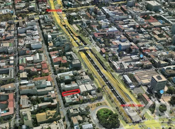 Sitio En Venta A Pasos De Metro Toesca- Línea 2