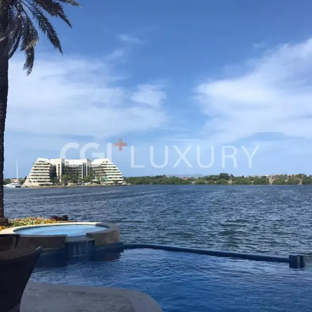 Cgi+luxury Alquila Por Mes Y Por Dia, Hermosa Casa En Las Villas, Con Muelle En Canal Principal 