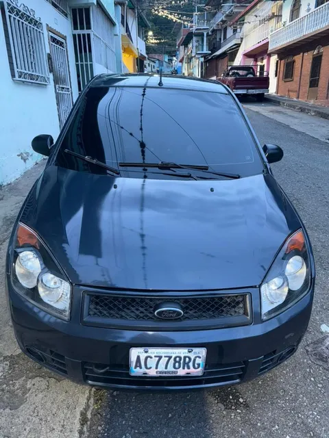 Ford Fiesta Automatico