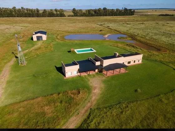 Casa Chacra 6 Ambientes Y 2300 Hectáreas Para Disfrutar