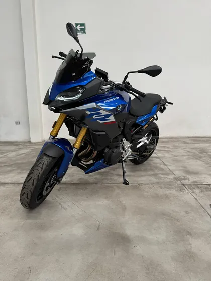 F 900 Xr Equipada