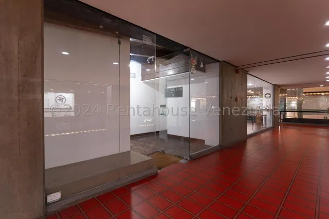 Km Comercial En Alquiler En Las Mercedes, Distrito Metropolitano|