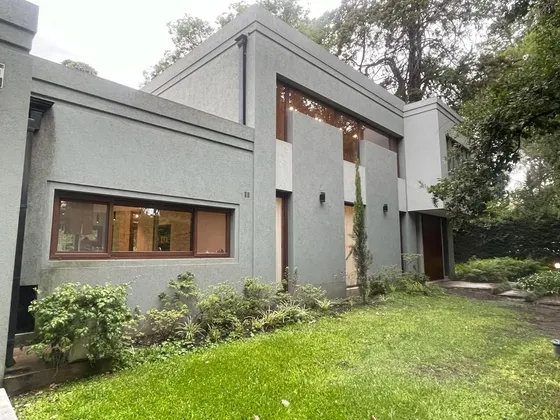 Venta Casa 6 Ambientes Parque Leloir