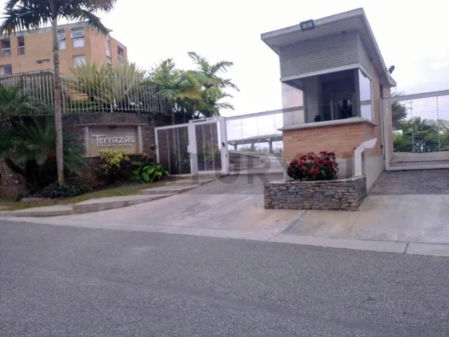 En Planta Baja ¡descubre Tu Nuevo Hogar En El Exclusivo Sector La Campera!