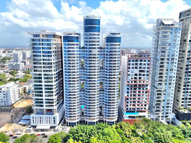 Encantador Apartamento En Torre Mar Azul, Avenida Anacaona, 