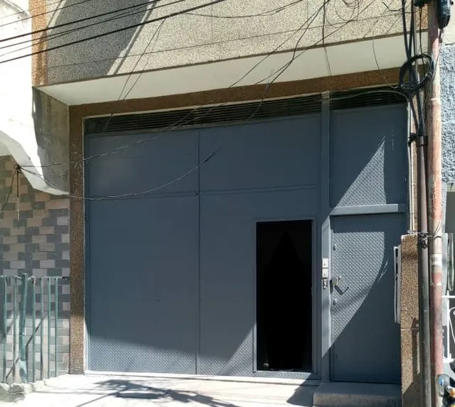 Alquiler De Local Comercial En Catia 96m² A Pie De Calle