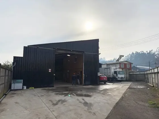Venta Estratégico Galpón En Lomas Coloradas