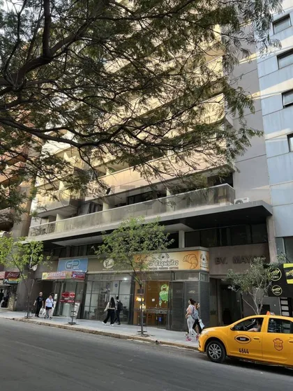 Venta Cochera Centro Bv Illia