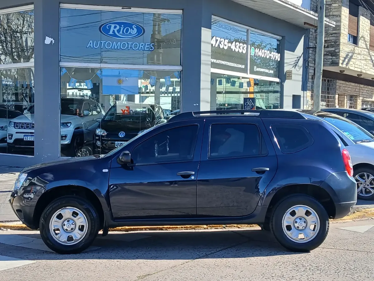 Renault Duster 1.6 4x2 Confort 110cv5436189182853324811