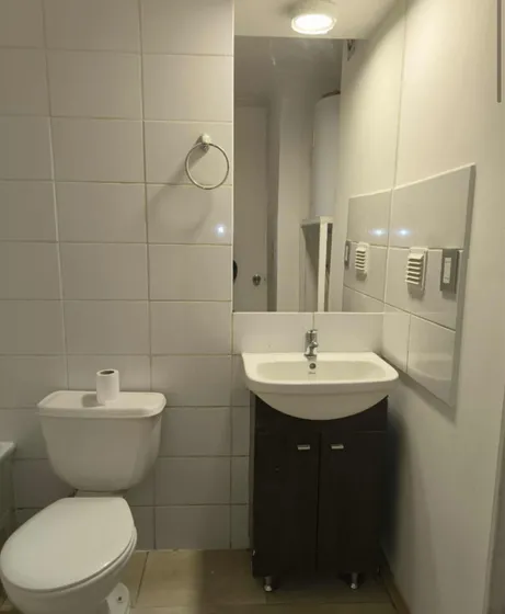 Arriendo A Pasos Metro Las Rejas