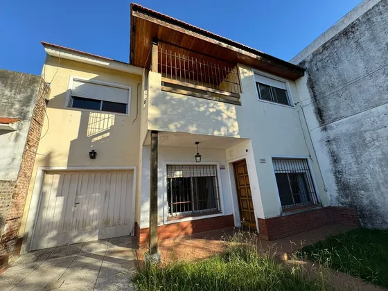 Casa 5 Amb. En José C. Paz