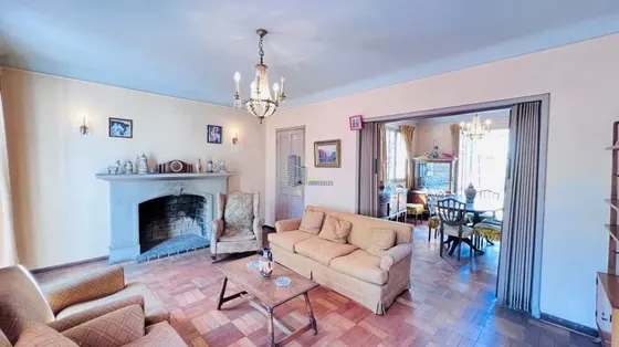 Casa Clásica En Venta En Ñuñoa, 4 Dormitorios 4 Baños