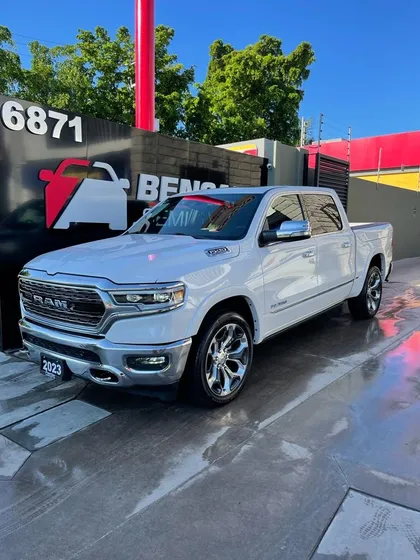 Dodge Ram 2500 Limited