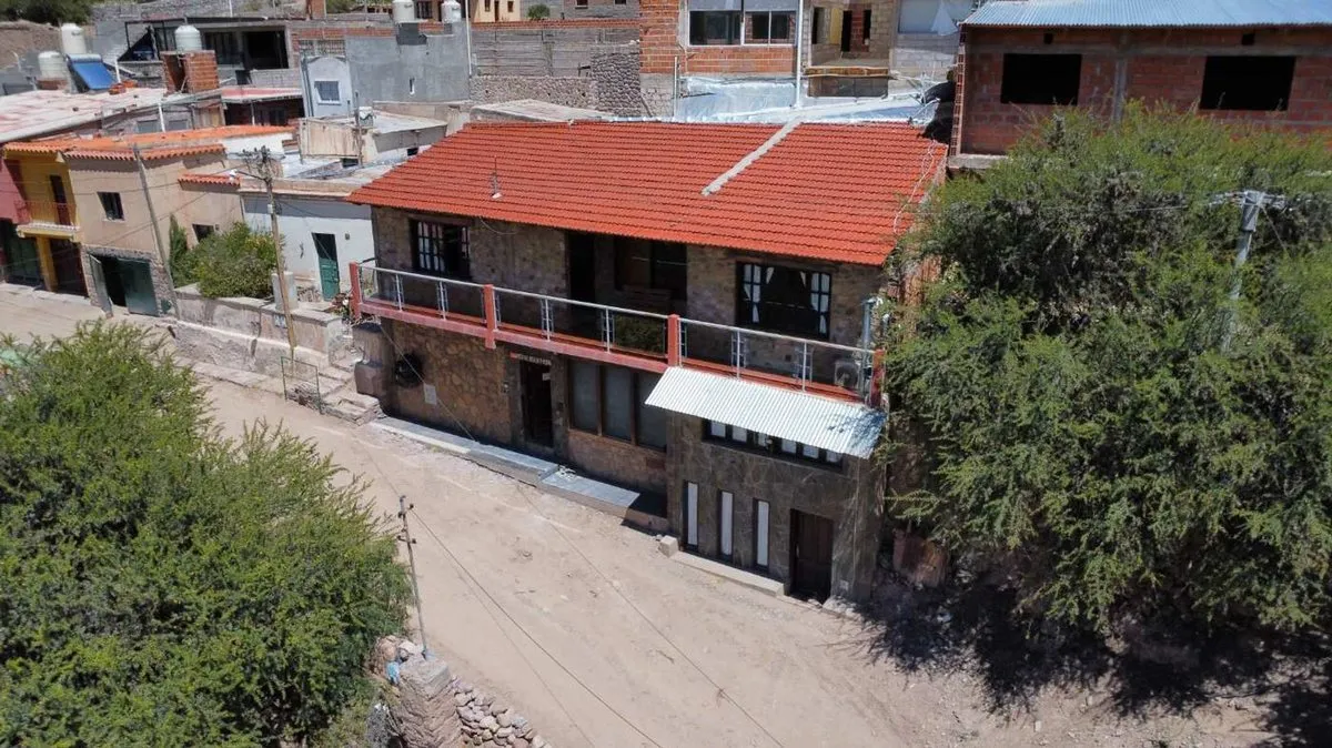 Hostal with 5 Rooms + 1 Apartment in Humahuaca  