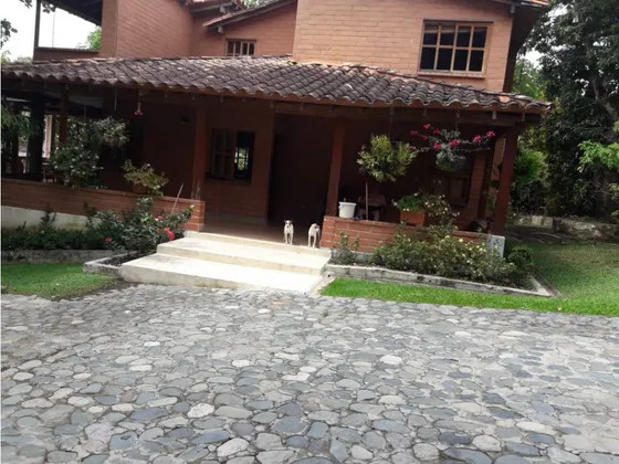 Finca San Jeronimo  Cerca Al Hotel Quimbaya