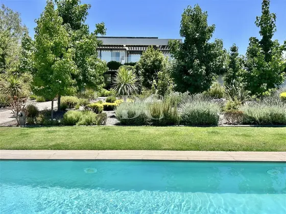 Casa En Venta De 4d Condominio Piedra Roja Chicureo Colina