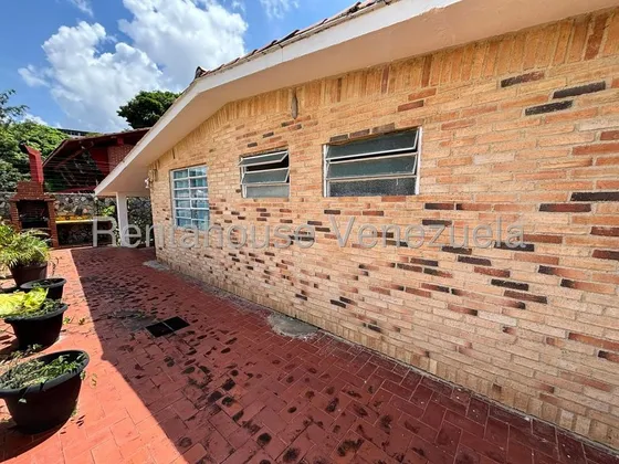 Casa En Venta En Colinas De Los Ruices Caracas Calle Cerrada Seguridad