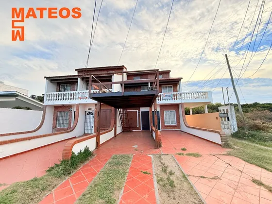 Triplex Al Frente De 5 Ambientes Sobre Calle Asfaltada Zona Céntrica Calle Costanera E/ 84 Y 85 Uf 1