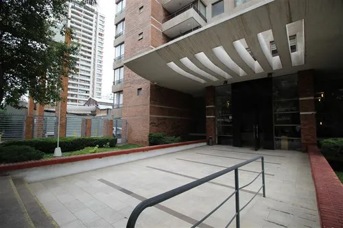 Depto. En Venta  Ñuñoa,  Metro Monseñor Eyzaguirre
