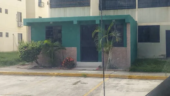 Cómodo Apartamento En Pb. Bajó De Precio Gg