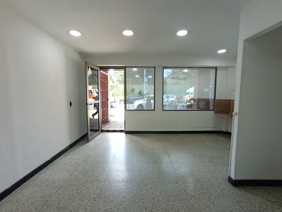Arriendo Local En Laureles