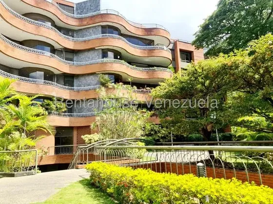 Apartamento P.b Venta Altamira Mls - 27-558