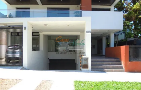 Local, Excelente Estado, Amplia Disposicion, Baño Y Espacio Para Kitchinette Ideal, Gym, Consultorios, Oficina, Peluqueria, Actualmente Alquilado