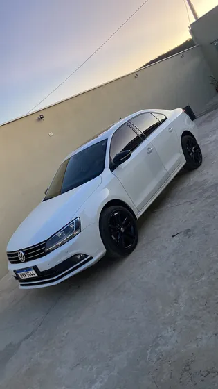 Volkswagen Jetta 1.4 Tsi Comfortline 4p