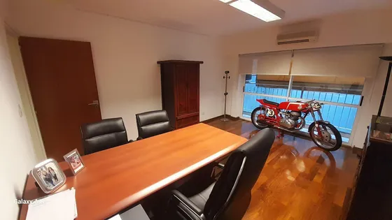 Venta De Oficina Moderna  En Tribunales