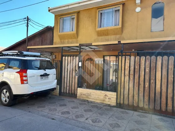 Casa En Venta En Maipú