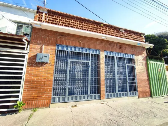 Local En Venta En Santa Rosa Maracay Aragua 23-19751 Irrr