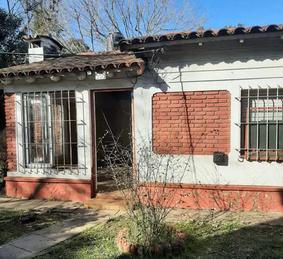 Casa En Venta - 1 Dormitorios 2 Baños - 500mts2 - La Reja, Moreno