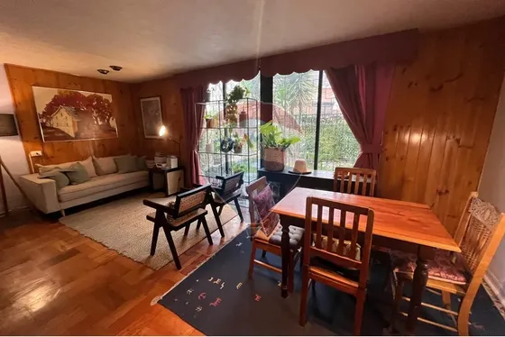 Casa Para Remodelar Las Hualtatas. Vitacura