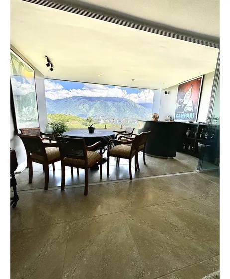 San Roman Venta Apto Remodelado 250m2 3h+s/3b/2pe