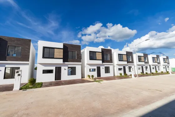 Casa En Venta Merida, Privada Idilia Conkal, Dic 2024.