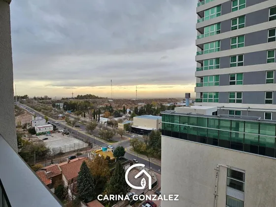 Venta Departamento Nivel Gerencial 2 Dormitorios Con Cochera Central Tower Neuquen Capital