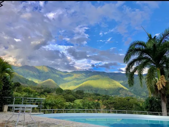Finca En Venta San Jerónimo Con Piscina