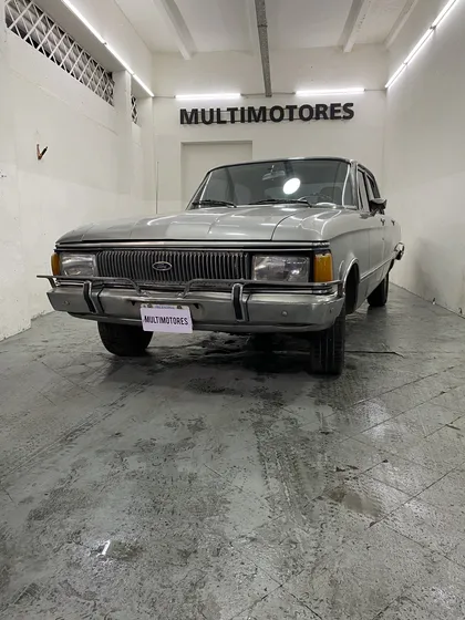Ford Falcon 3.0 Lujo