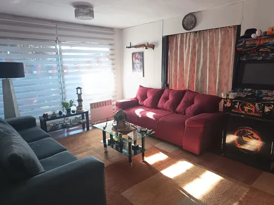 Casa Esquina En Venta  A Pasos Del Metro Protectora