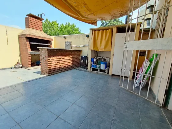 Dueño Vende Duplex Con Garage Y Pileta En Quilmes Oeste