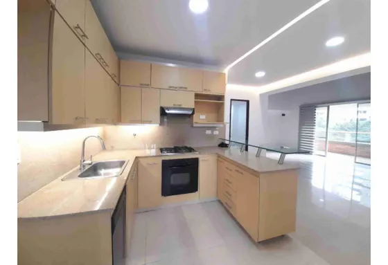 Rhbr-13750 Apto Piso 7 Envigado, Beneditinos