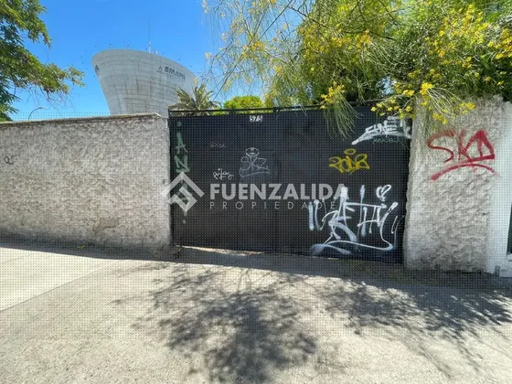 Casa En Venta De 4 Dorm. En Maipú