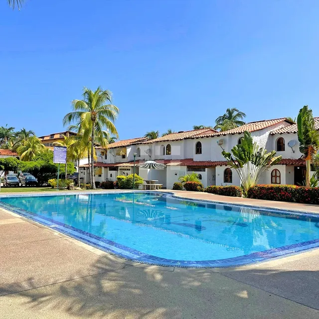 Villa Moderna Y Recién Remodelada En El Conjunto Residencial Puerto Principe De La Cuidad De Lechería.