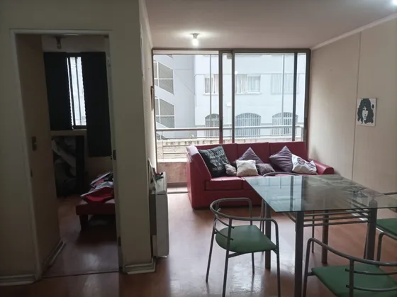 Se Vende Departamento 2 Dormitorios Metro Moneda